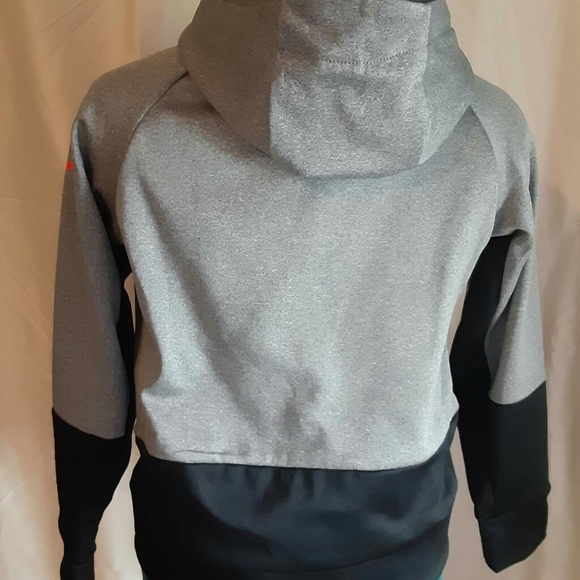 Nike Dri-Fit Youth Pullover Hoodie - Picture 2 of 8